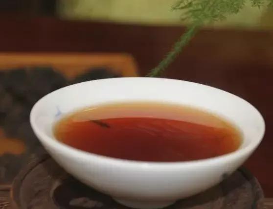 j9九游会普洱熟茶到底藏几年好喝？(图6)